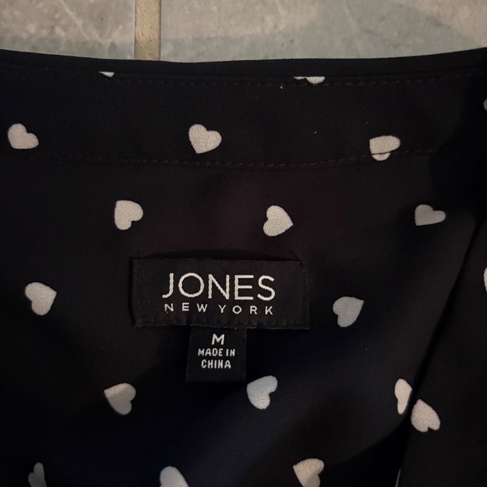 Jones New York Blouse Top Medium Black White Heart Print Long Sleeve - Picture 7 of 8